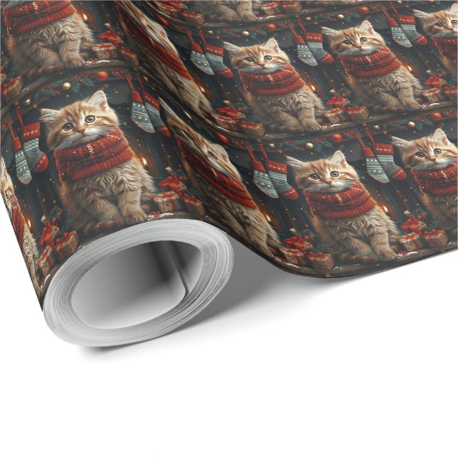 Sibirisk katt med julklappar öppen spis  presentpapper (Rulle Hörn)