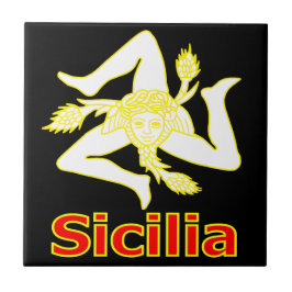 Sicilia med Trinacria-symbol T-shirt Kakelplatta