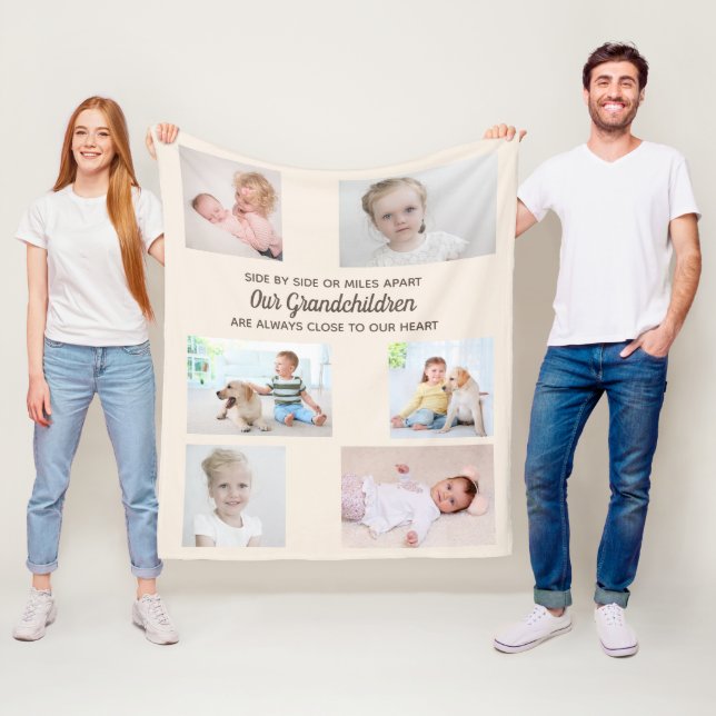Sida vid sida med Cream 6 Foto Grandchildren Colla Fleecefilt (På plats)