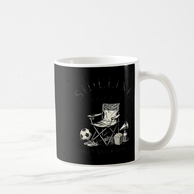 Sideline Social Club Cheer Snack Repeat Soccer Mam Kaffemugg (Höger)