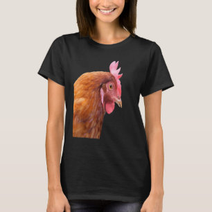 Sidovy över en gårmyard Chicken Vector Stil T Shirt