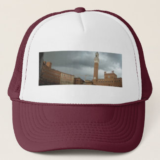 Sienna_Piazza del Campo Truckerkeps