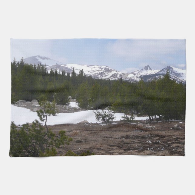 Sierra Nevada-bergen och snö vid Yosemite Kökshandduk (Horisontell)