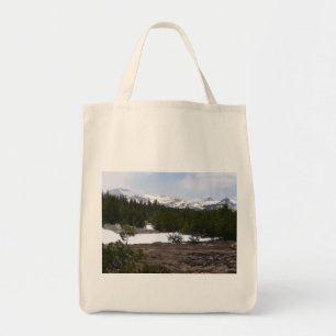 Sierra Nevadabergen och Snö vid Yosemite Tygkasse