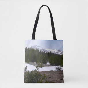 Sierra Nevadabergen och Snö vid Yosemite Tygkasse