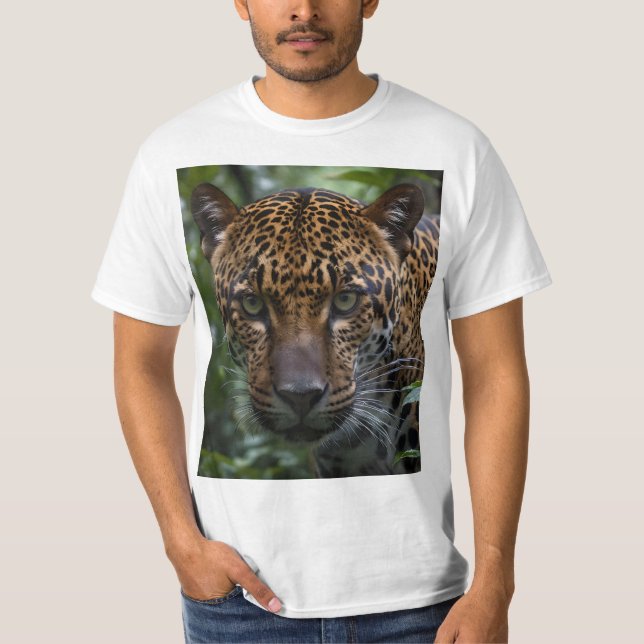 "Silent Hunter: Jaguar Stalks the Forest" T Shirt (Framsida)