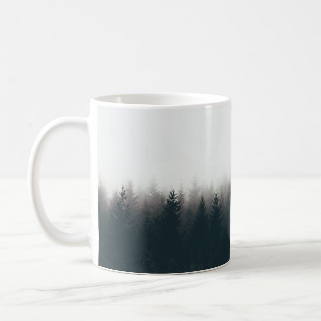 SILHOUETTE AV TRÄD SOM OMFATTAS AV HUNGAR KAFFEMUGG (Vänster)