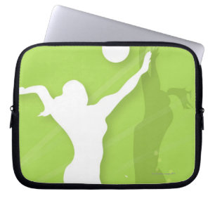 Silhouette av två kvinnor som leker volleyboll laptop sleeve