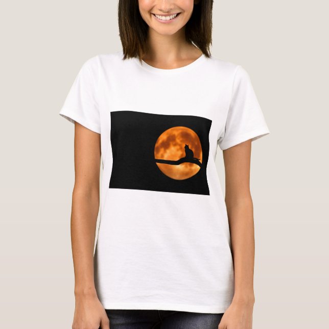 Silhouette i en svart katt i Träd T Shirt (Framsida)