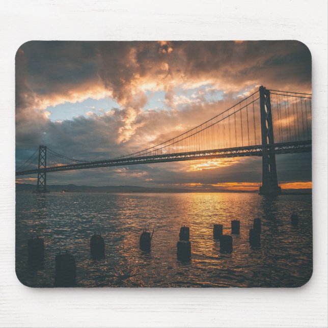 Silhouette i Golden Grind Bridge Musmatta (Framsidan)