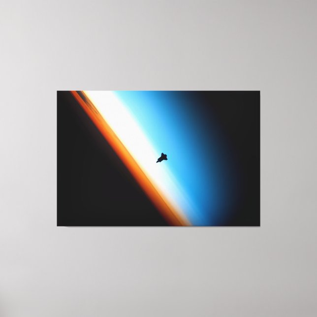 Silhouette i rymdskyttelgraven canvastryck (Framsida)