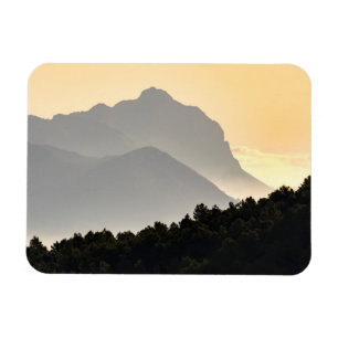 Silhouettes av berg magnet