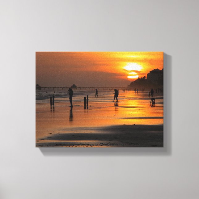 Silhuett av strandfolk Utskrift på sträckt canvas (Framsida)