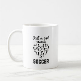 Silhuettflickor som spelar fotboll kaffemugg
