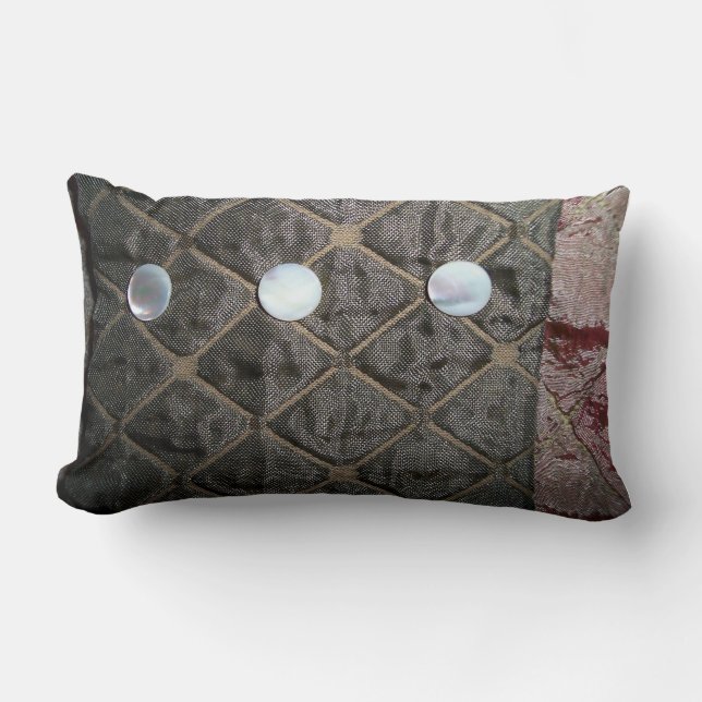 Silke i Pearl-knappar Lumbarkudde (Framsida)