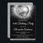 Silver 40:e födelsedag Party Disco Boll Inbjudningar<br><div class="desc">Silver 40 Födelsedagsfestens inbjudan till Boll-partiet Disco. Inbjudan till det 40:e födelsedagspartiet Silver och Svarta är perfekt för en modern 40:e födelsedag Party.</div>