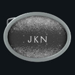 Silver Black Glitter Monogram Girly Namn Initialer<br><div class="desc">Svarta och Silver Gnistra Glitter Monogram Namn Bälte Buckle. Detta gör perfekt studenten,  söt 16 16,  18,  21,  30,  40,  50,  60,  70,  80,  90:e,  100-årsdag,  bröllop,  möhippa,  årsdag,  babydusch eller bachelorette-gåva till någon som glam lyx och chic stilar.</div>