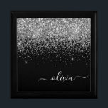 Silver Black Glitter Skriptskript, Monogram Girly  Minnesask<br><div class="desc">Svart och Silver Gnistra Glitter skriver Monogram Namn Jewelry Keepsakbox. Det gör perfekt studenten,  födelsedag,  bröllop,  möhippa,  årsdag,  babydusch eller bachelorette-fest till någon som glam lyx och chic stilar.</div>