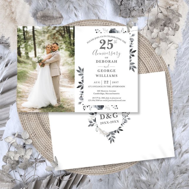 Silver Blommigt 25:e Bröllop-årsdagen Foto Inbjudningar (Silver Floral 25th Wedding Anniversary Photo Invitation)