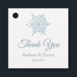 Silver Blue Snöflingor Winter Wedding Tack Gåvor Etiketter<br><div class="desc">Jultemat var en favorittagg med silver blå snöflinga. Använda för vinterbröllop,  årsdagar,  födelsedagsfester,  möhippor,  babyduschar och andra speciella evenemang.</div>
