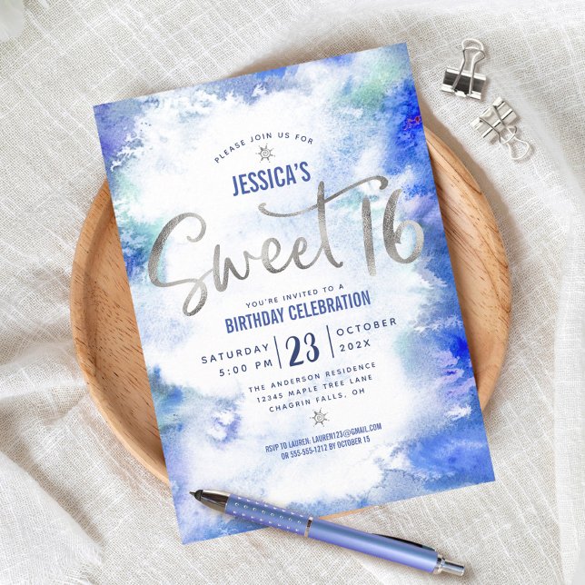 Silver Blue Watercolor Sweet 16 Birthday Modern Inbjudningar (Skapare uppladdad)