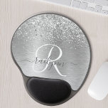 Silver Brushed Metall Glitter Monogram Namn Gel Musmatta<br><div class="desc">Anpassa enkelt trendigets chic-musmatta med söt silver mousserande glitter på en borstad metallbakgrund i silver.</div>