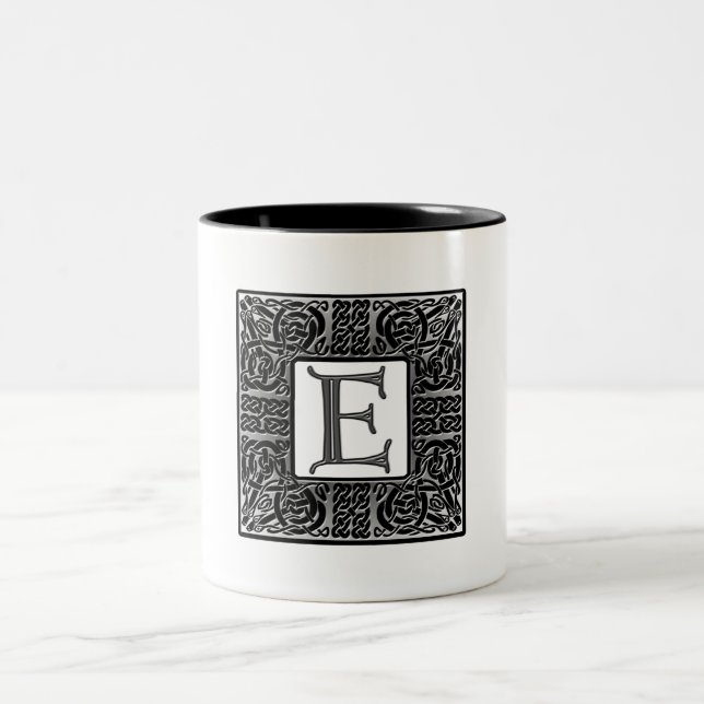 Silver Celtic ’E’ Monogram Två-Tonad Mugg (Center)