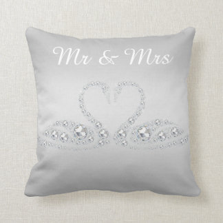 SILVER DIAMOND SVAN CUSHION BRÖLLOP silver Kudde