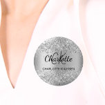 Silver elegant namn bricka knapp<br><div class="desc">En faux silver tittar bakgrund som dekorerats med konetti. Anpassa och lägg till ditt monogram initialer,  först namn och fullt.</div>