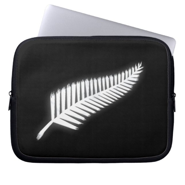Silver Fern NZ Emblem för Patriotic Kiwis Laptop Sleeve (Framsidan)