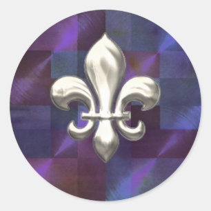 Silver Fleur de Lis på Abstrakt Lila Runt Klistermärke