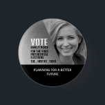 Silver Foil Effect Policy Campaigner Advert Knapp<br><div class="desc">Silver Foil Effect Policy Campaigner Advertising Badge av Affärskortet Store.</div>