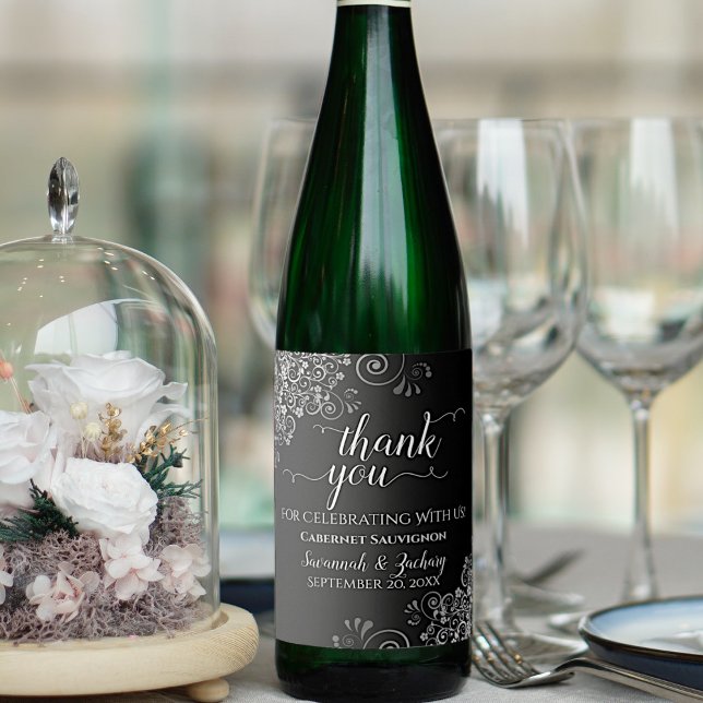 Silver Frills vid Svarta Bröllop Tack Vinflaska Etikett (Skapare uppladdad)
