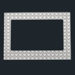 Silver glas mönster magnetisk fotoram<br><div class="desc">Silver glasets mönster magnetiska ram.  Klicka på "Anpassa den!" Att återplacera/återplacera bilden av silver hjärta mönster och ändra färg i bakgrunden.   silver glasets hjärtkonstruktion är underbar för en 25:e bröllop-årsjubileum eller en fest.</div>