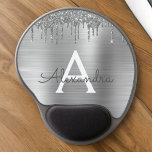 Silver Glitter Brushed Metall Monogram Namn Gel Musmatta<br><div class="desc">Silver Faux Foil Metallic Gnistra Glitter Brushed Metall Monogram Namn och Initial Mousepad (Mouse Pad). Det gör perfekten söt 16-årsjubileum,  bröllop,  möhippa,  årsdag,  babydusch eller bachelorette-fest för någon som glam lyxen och chic stilar i kärlek.</div>