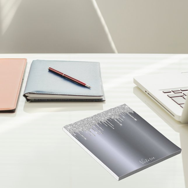 Silver glitter droppar namn anteckningsblock (Skapare uppladdad)