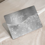 Silver Glitter Glam Bling Personlig Metallic HP Laptopskin<br><div class="desc">Anpassa enkelt den här silver-borstat metall och den glamorösa faux glitter-beklädda bärbara datorhuden med ditt eget namn.</div>