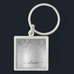 Silver Glitter Glam Metall Monogram Namn Fyrkantig Silverfärgad Nyckelring<br><div class="desc">Silver Faux Foil Metallic Gnistra Glitter Brushed Metall Monogram Namn nyckelringar (Nyckelring). Det gör perfekten söt 16-årsjubileum,  bröllop,  möhippa,  årsdag,  babydusch eller bachelorette-fest för någon som glam lyxen och chic stilar i kärlek.</div>