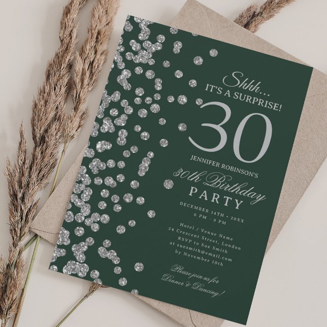 Silver Glitter Överraskning 30-årsfest Grön Inbjudningar (Silver Glitter Surprise 30th Birthday Party Green Invitation)