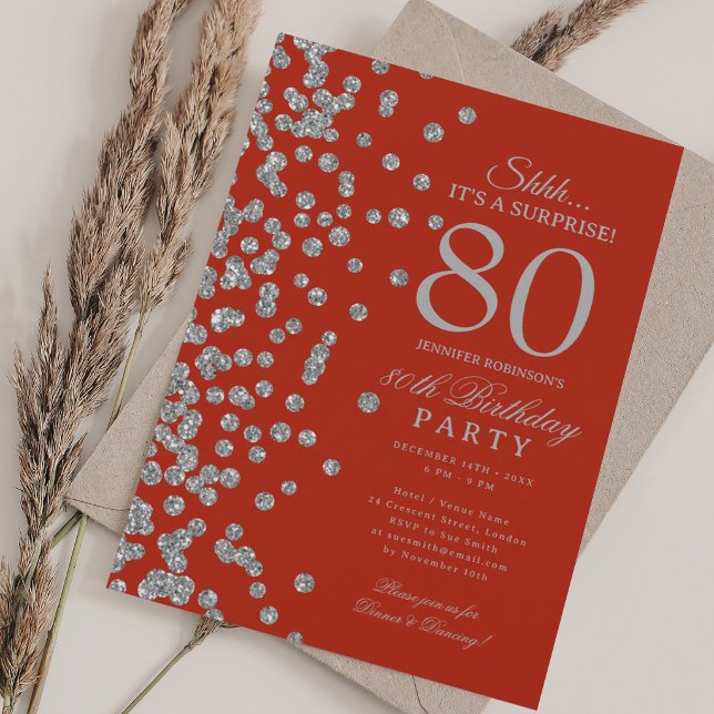  Silver Glitter Överraskning 80-årsdag Röd  Inbjudningar (Silver Glitter Surprise 80th Birthday Red Invitation)