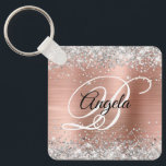 Silver Glitter Ro Gold Foil Finare Monogram Nyckelring<br><div class="desc">Elegant silver glitter med gnistor mot ett faux ro-borstat folie av metall. Det går att anpassa kalligrafimonogrammet för svart och vitt finare i mitten. All sparsam och glansig inslag i denna moderna gigantiska design är digital grafik. Monogrammed värdefull nyckelring party favors för hennes speciella födelsedag.</div>