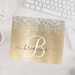 Silver Guld Brushed Metall Glitter Monogram Namn Musmatta<br><div class="desc">Anpassa enkelt trendigets chic-musmatta med söt silver mousserande glitter på en borstad metallbakgrund i guld.</div>