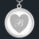 Silver Heart Monogrammed Necklace Silverpläterat Halsband<br><div class="desc">Necklace-hjärta med monogrammet silver färg som du kan anpassa med valfri text. Om du behöver hjälp med att anpassa kontaktar du oss genom länken på den här sidan. Hjärthalsband i silver färgad monogrammat.</div>