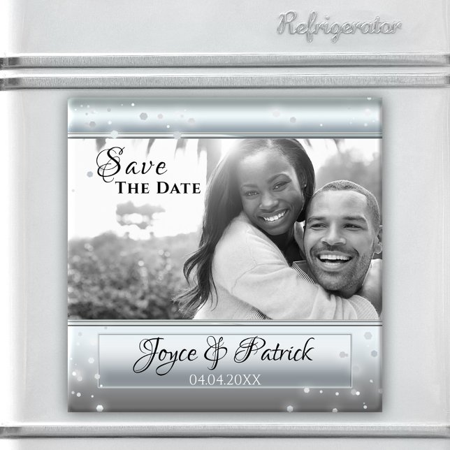 Silver Light Sparkles Save The Date Foto Magnet (Photo magnet featuring your custom photo framed by a sparkly silver design)
