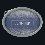 Silver marinblå Glitter Girly Monogram Namn<br><div class="desc">Blocket Silver och Navy Blue Gnistra Glitter Monogram Namn Bälte. Detta gör perfekt studenten,  söt 16 16,  18,  21,  30,  40,  50,  60,  70,  80,  90:e,  100-årsdag,  bröllop,  möhippa,  årsdag,  babydusch eller bachelorette-gåva till någon som glam lyx och chic stilar.</div>