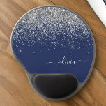 Silver marinblå Glitter Girly Monogram Namn Gel Musmatta<br><div class="desc">Silver och marinblått Gnistra Glitter Monogram Namn och första Mousepad (Mouse Pad). Det gör perfekten söt 16-årsjubileum,  bröllop,  möhippa,  årsdag,  babydusch eller bachelorette-fest för någon som glam lyxen och chic stilar i kärlek.</div>