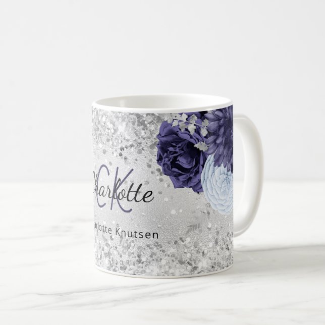 Silver marinblått blommigt elegant monogram namn kaffemugg (Framsida höger)