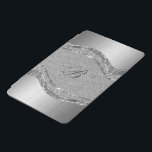 Silver metallliknande utseende med diamanter Mönst iPad Mini Skydd<br><div class="desc">Silver ser glansigt metalliskt ut ut med diamanter mönster. Anpassningsbar och valfritt monogram.</div>