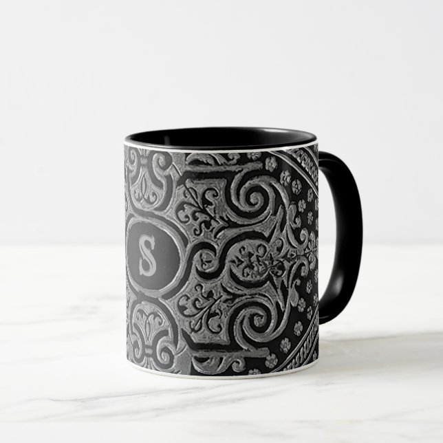 Silver Ornamental Monogrammed Mugg (Framsida höger)