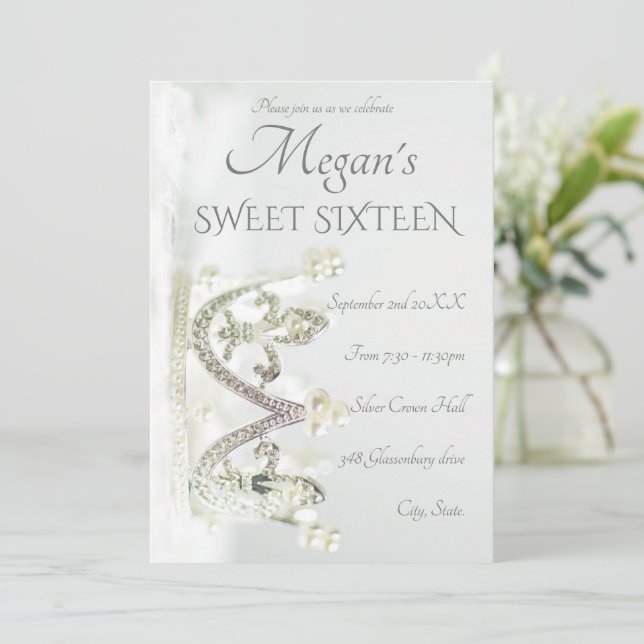 Silver Princess Elegant Modern Sweet sixteen Inbjudningar (Stående Fram)